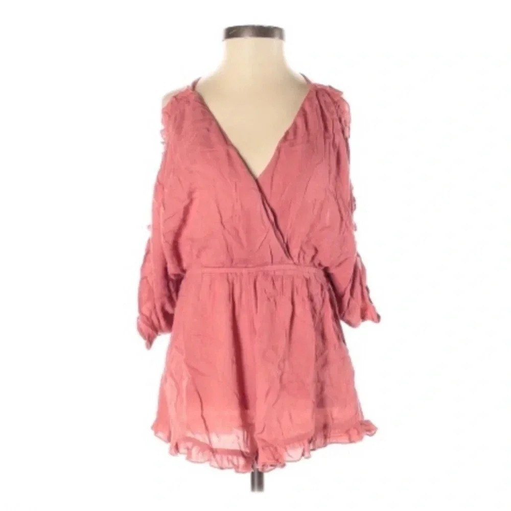 ⭐️NEW⭐️ TOPSHOP Lightweight Boho Ruffled Romper - Picture 3 of 11